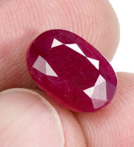 Ruby Manik Certified Oval Shape Natural Rich Red  3.00 Ratti Gemstone