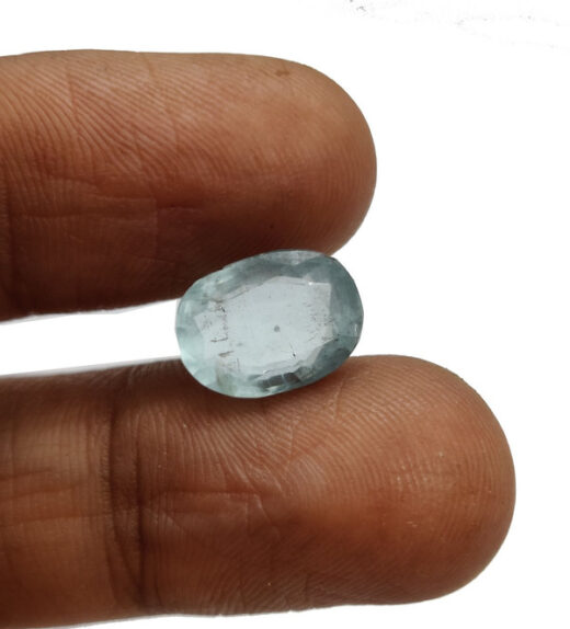 Aquamarine stone ring