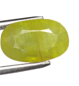 GRA Certified Yellow Sapphire Original Oval Cut Natural Pukhraj 7.70 Carat ( 8.47 Ratti )